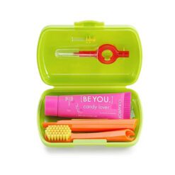 CURAPROX TRAVEL SET GREEN CEPILLO + PASTA + INTERDENTALES